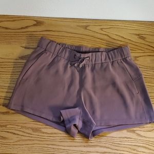 Lululemon On The Fly short